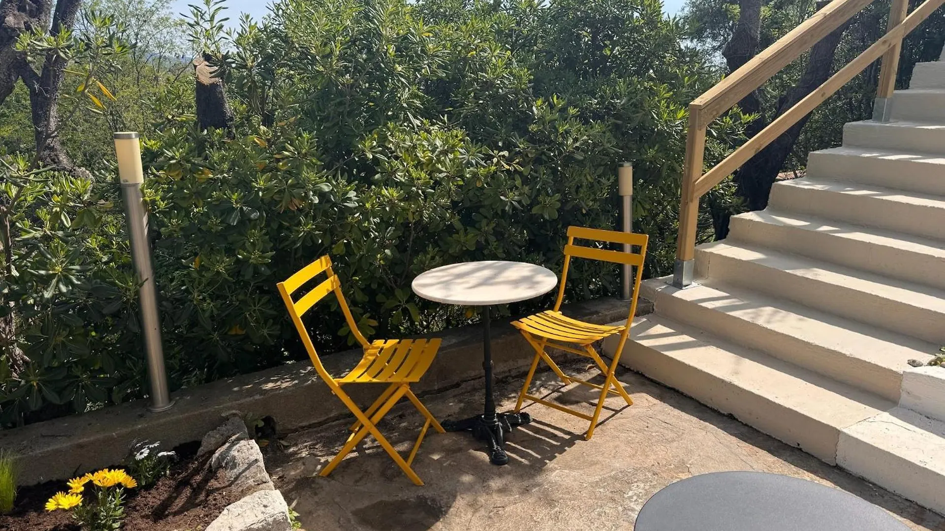 Apartment Charmant Studio A Nice Avec Acces Piscine