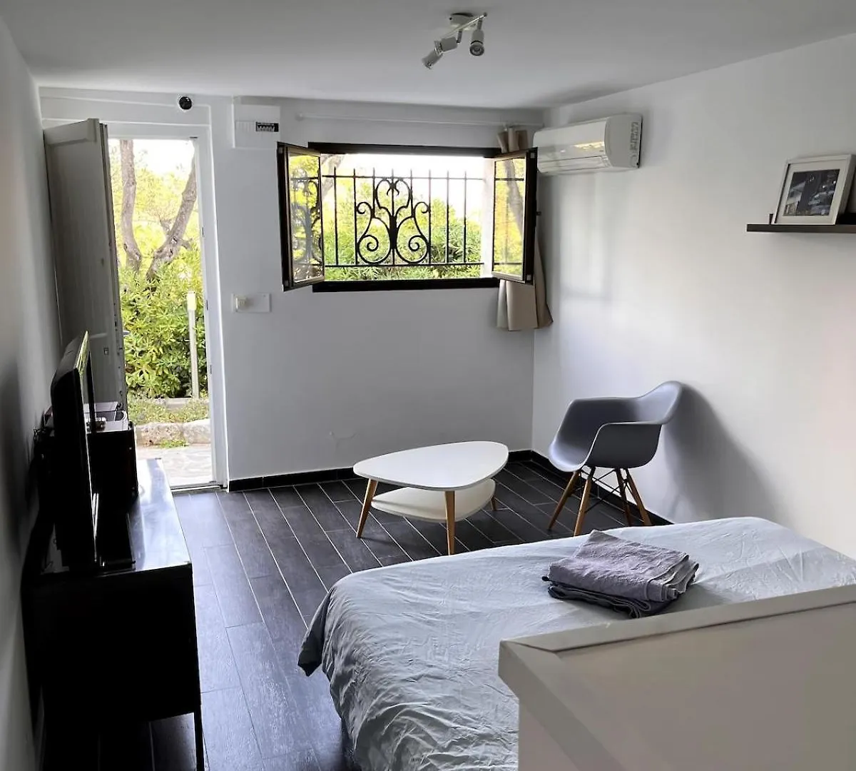 Apartment Charmant Studio A Nice Avec Acces Piscine France