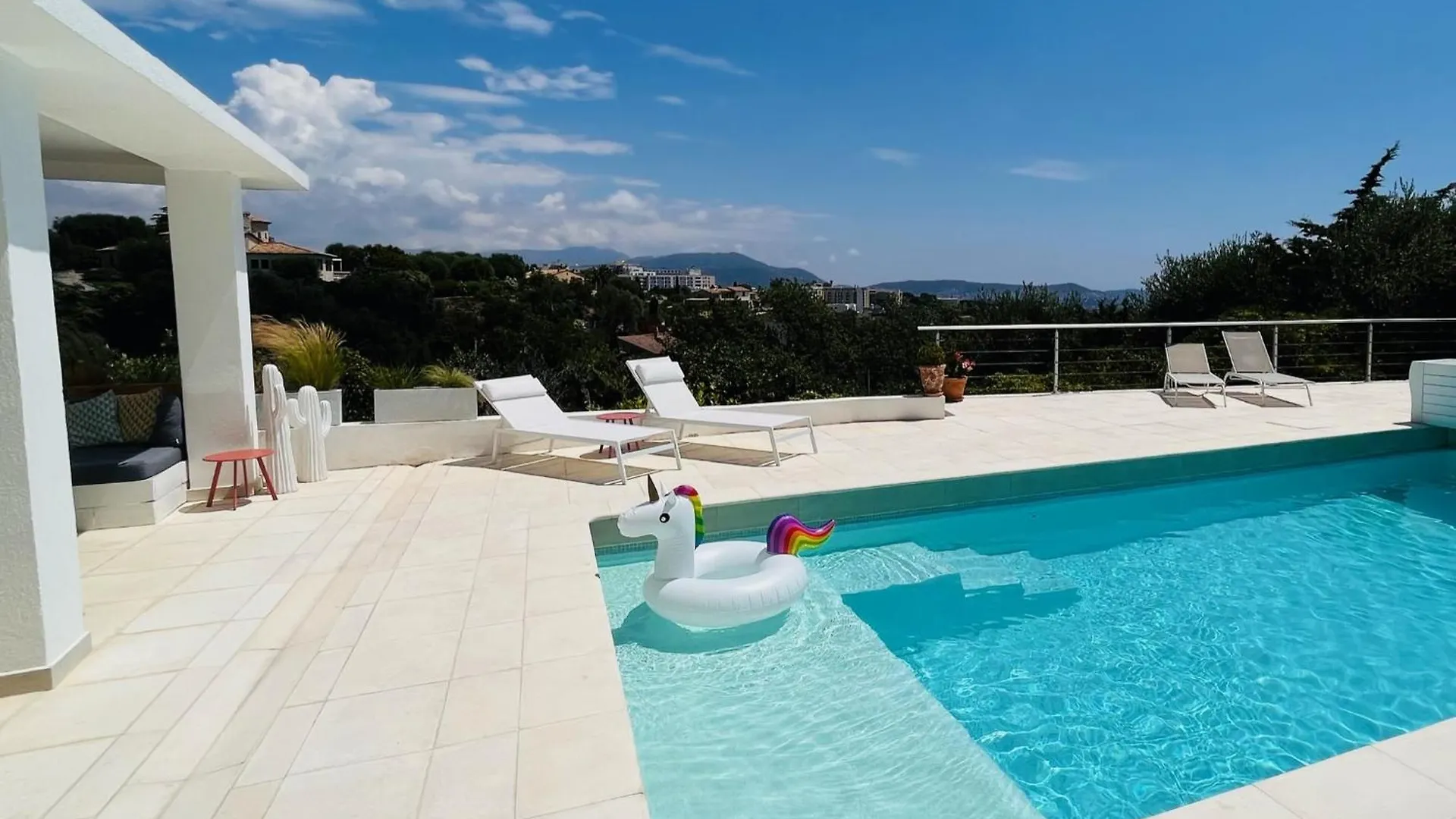 Charmant Studio A Nice Avec Acces Piscine